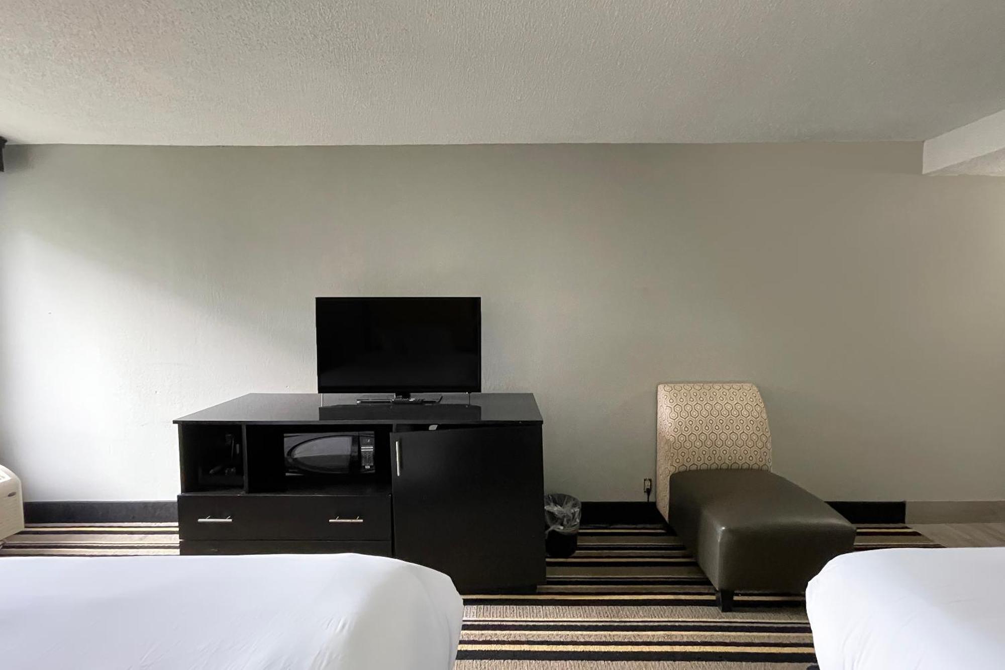 Oyo Townhouse Jackson - Ridgeland Hotel Eksteriør billede